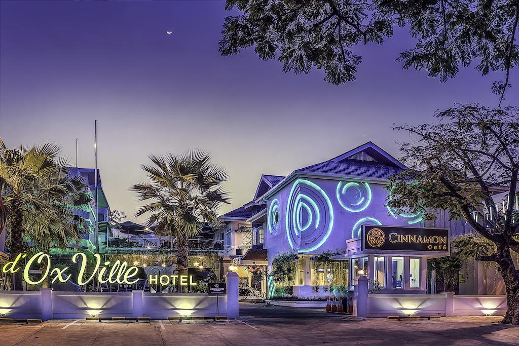 Oxville Hotel Паданг Екстер'єр фото