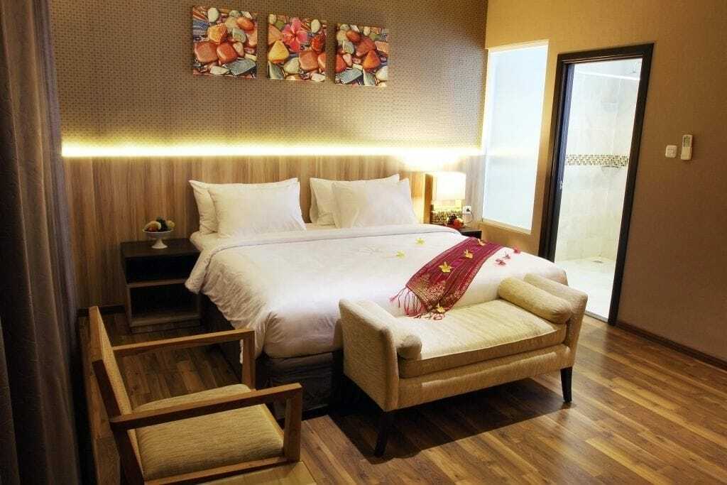 Oxville Hotel Паданг Екстер'єр фото